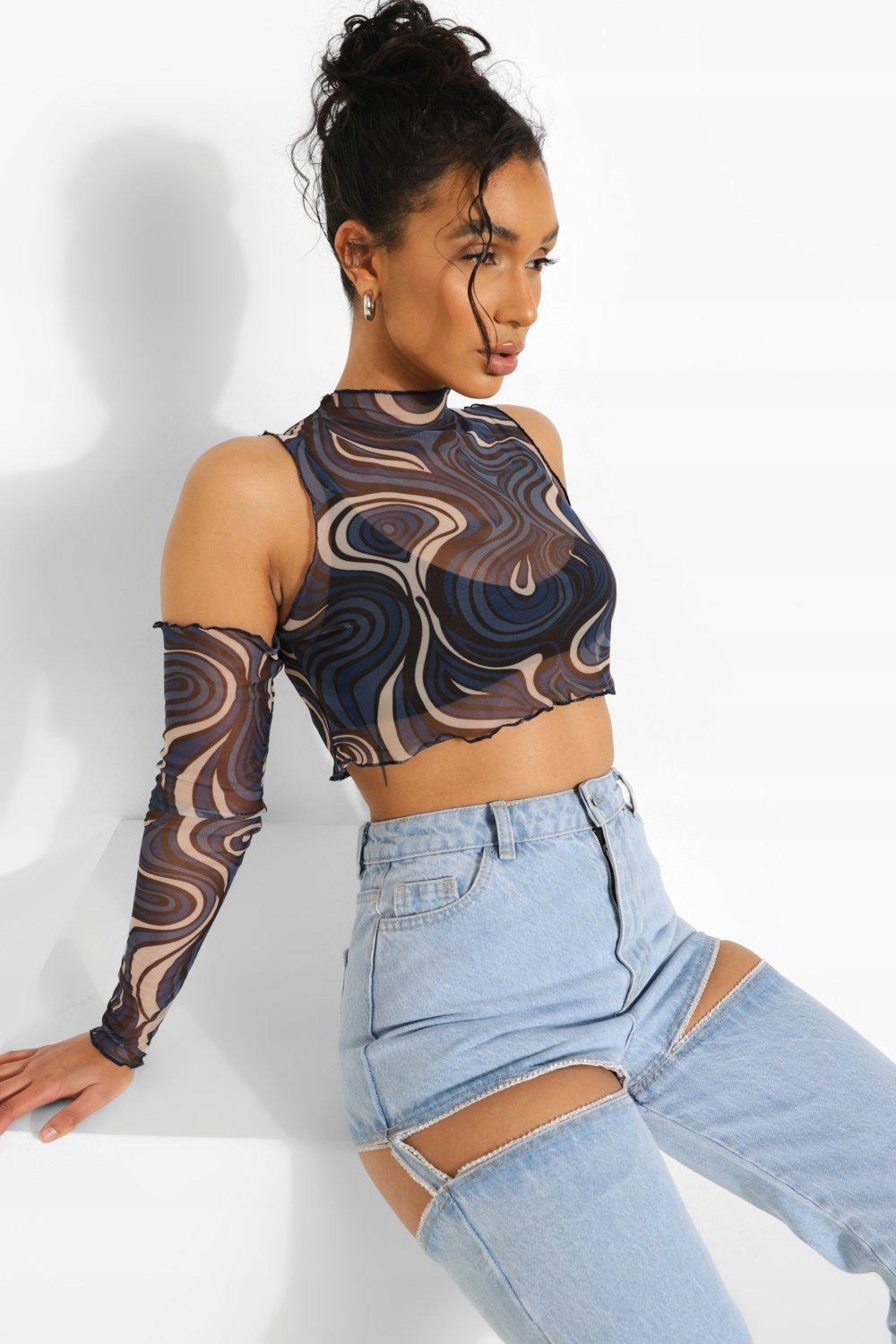 siateczkowy crop top odkryte ramiona 