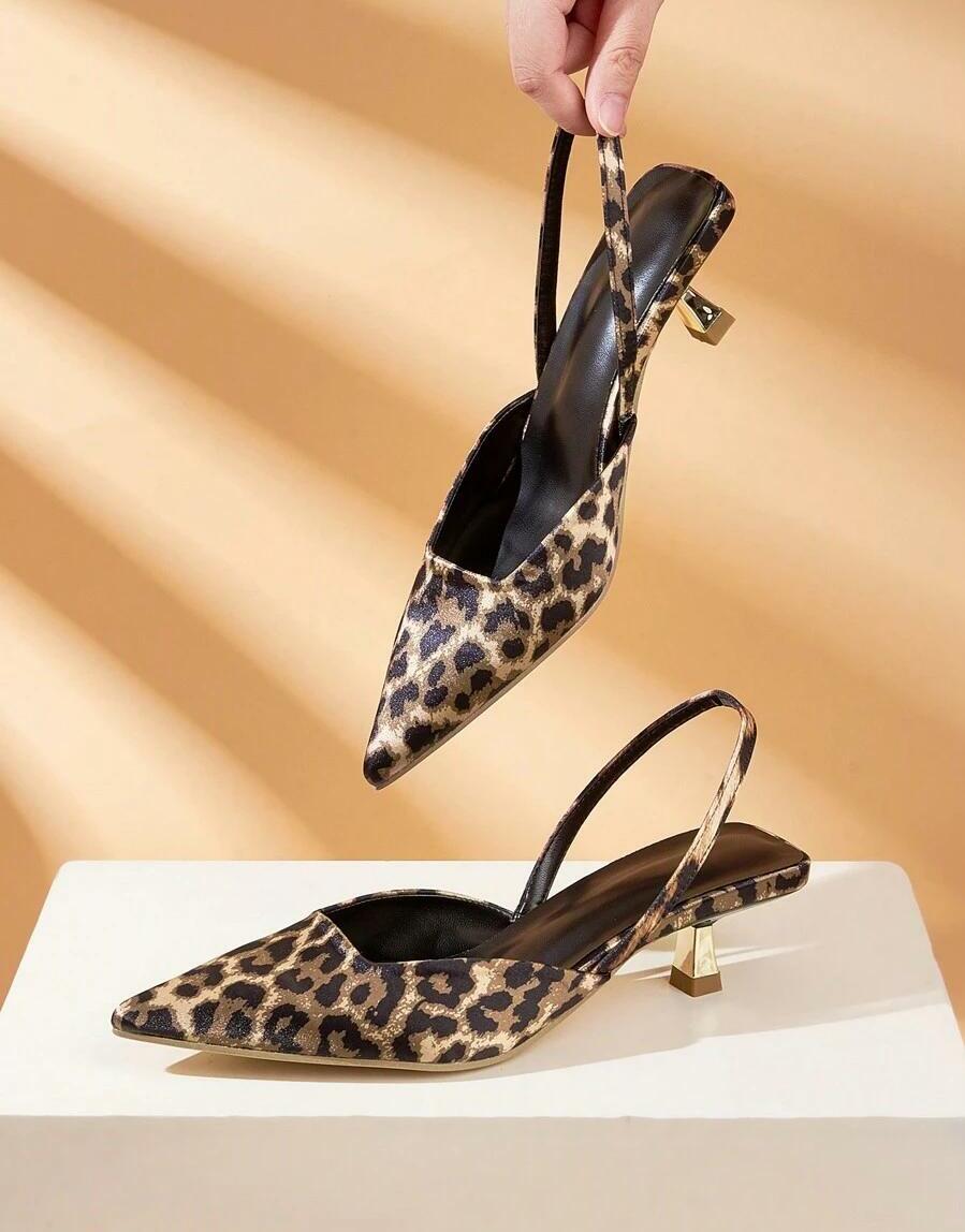 WSUWANE CZÓŁENKA ANIMAL PRINT