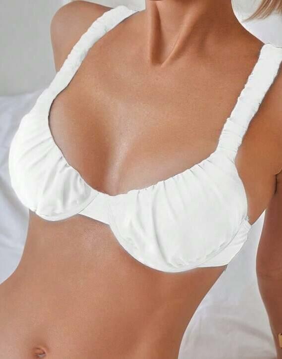 góra od bikini marszczenia