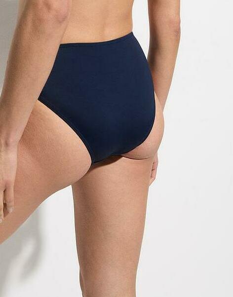 DÓŁ OD BIKINI 