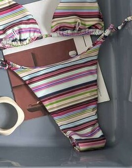 DÓŁ OD BIKINI