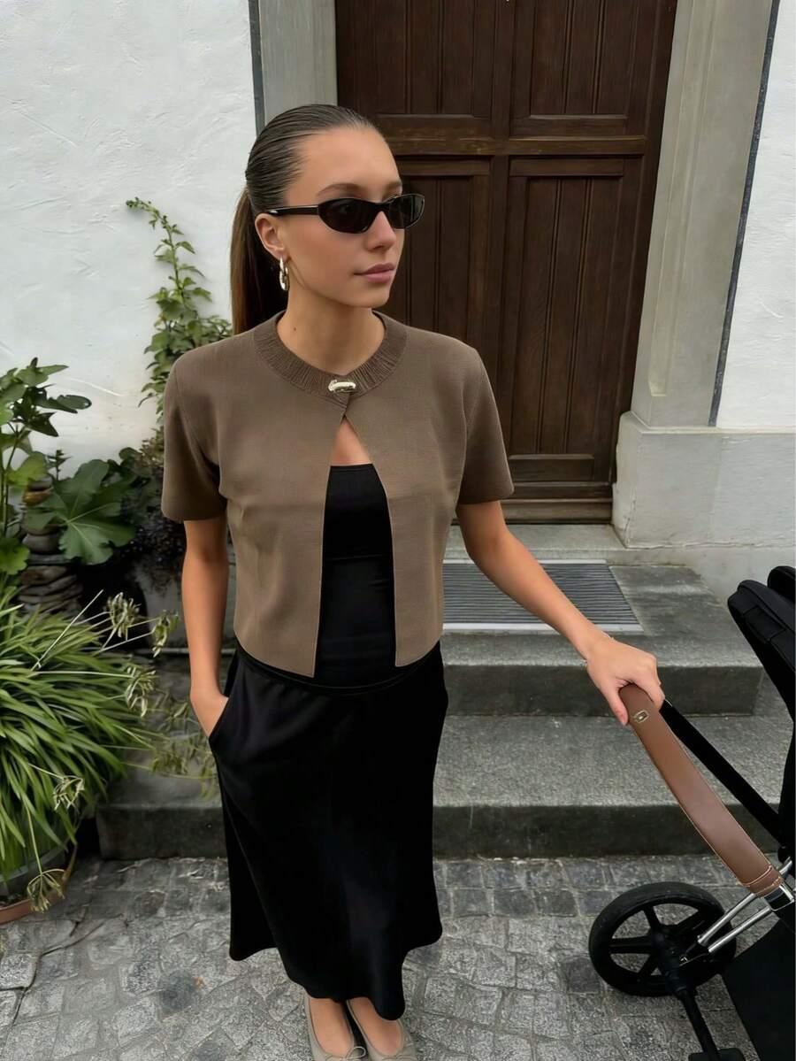brązowy sweter krótki rękaw
