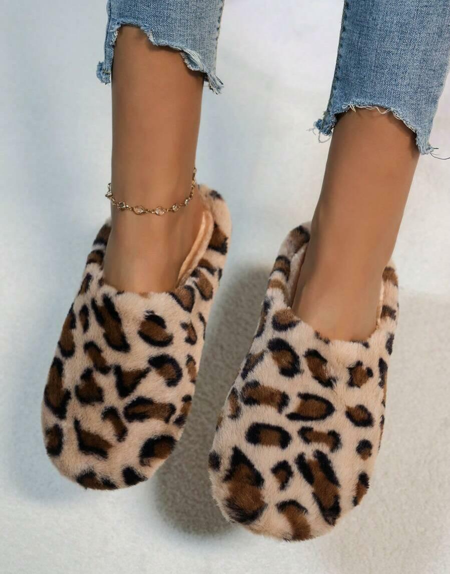 KAPCIE ANIMAL PRINT futerko