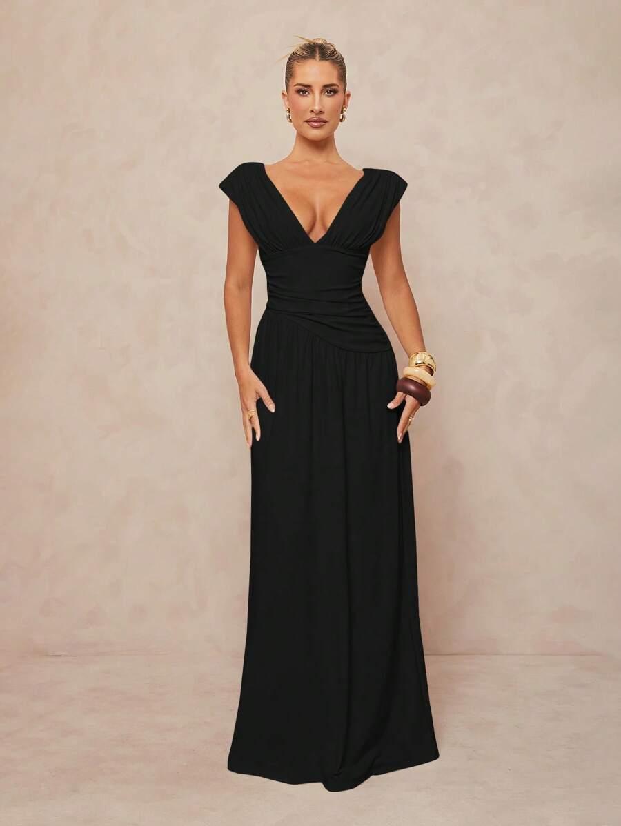 CZARNA MAXI SUKIENKA