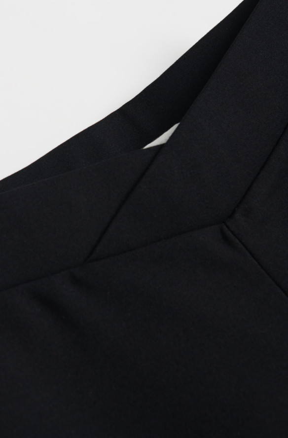 CZARNE KLASYCZNE LEGGINSY 