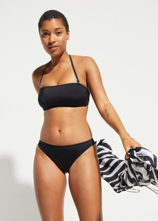 DÓŁ OD BIKINI 