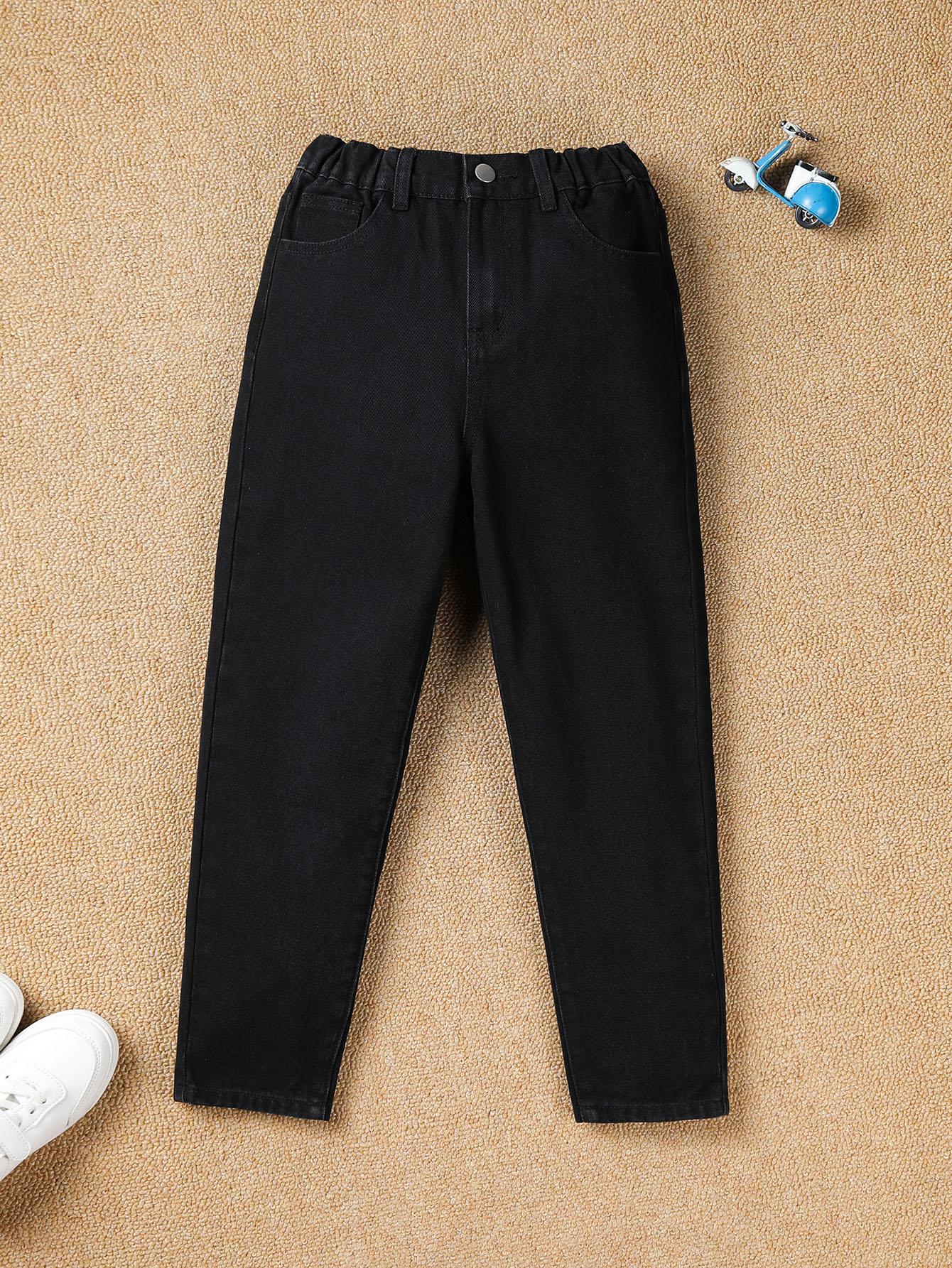 czarne spodnie jeans