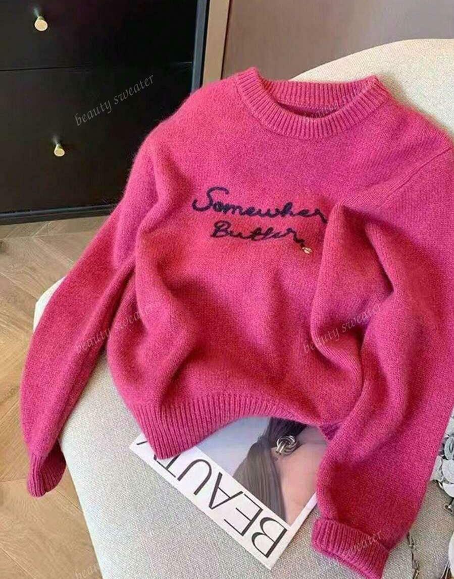 RÓŻOWY SWETER HAFT
