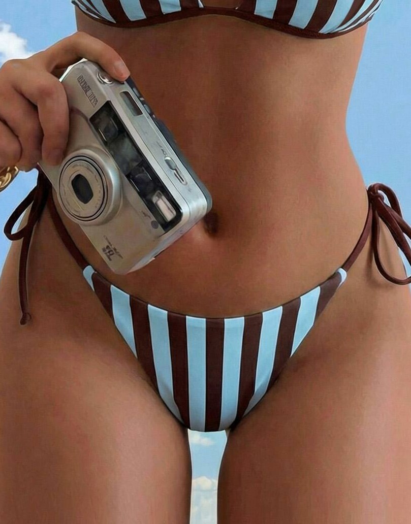 DÓŁ OD BIKINI