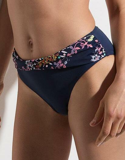 dół od bikini