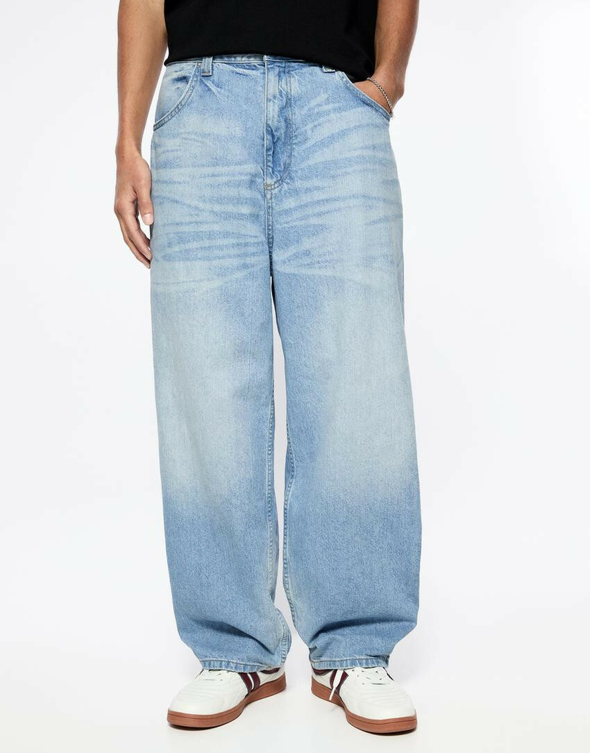 szerokie spodnie jeans