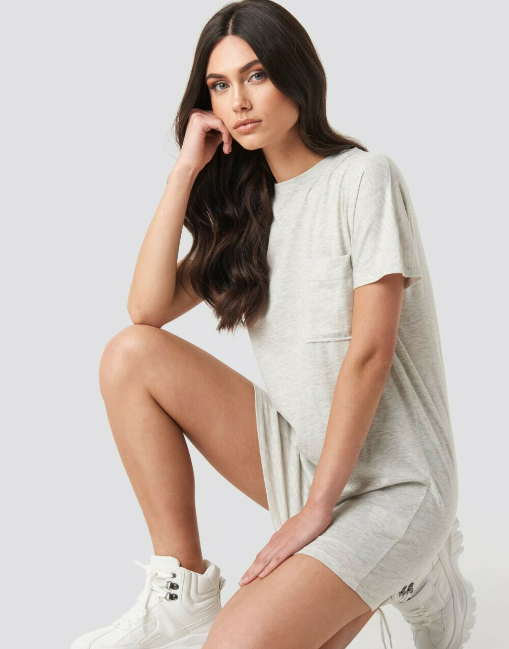 SZARA MINI SUKIENKA BASIC