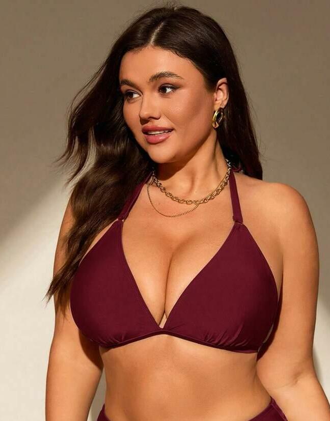 CZERWONA GÓRA OD BIKINI