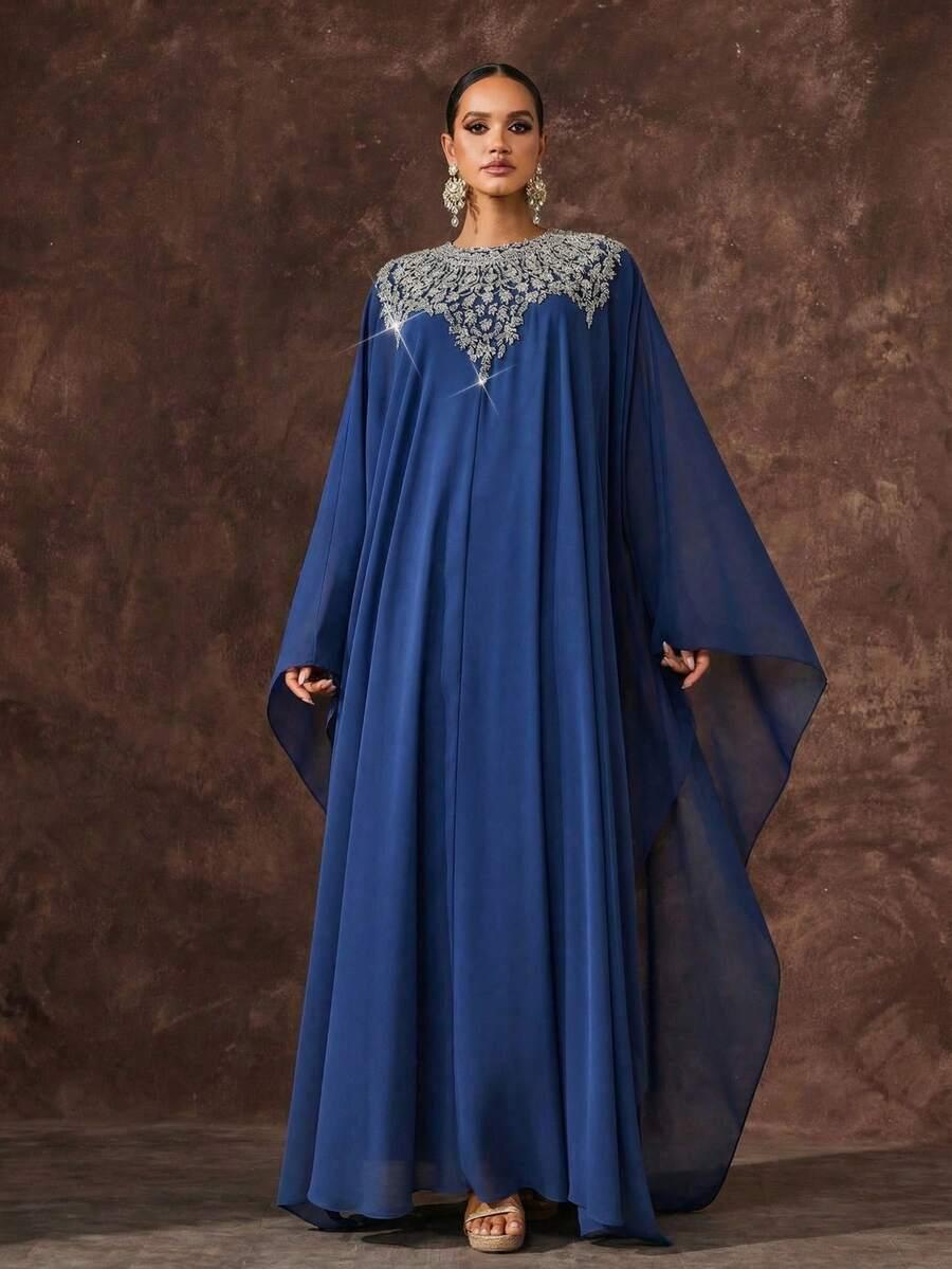 niebieska maxi sukienka