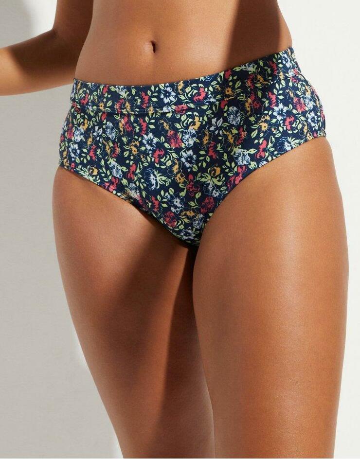 dół od bikini kwiaty