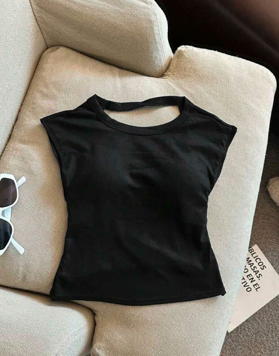 CZARY TOP ODKRYTE PLECY