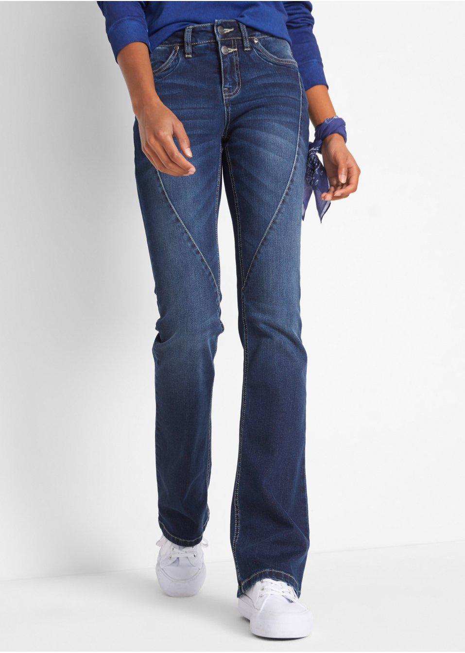 niebieskie spodni jeans