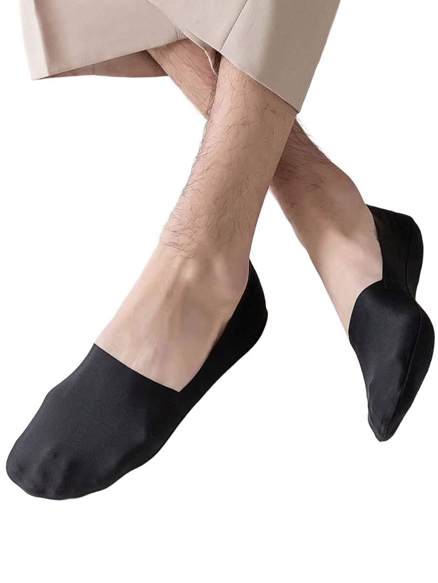 czarne skarpetki stopki