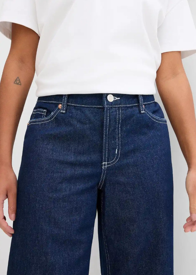 NIEBIESKIE SPODENKI JEANS