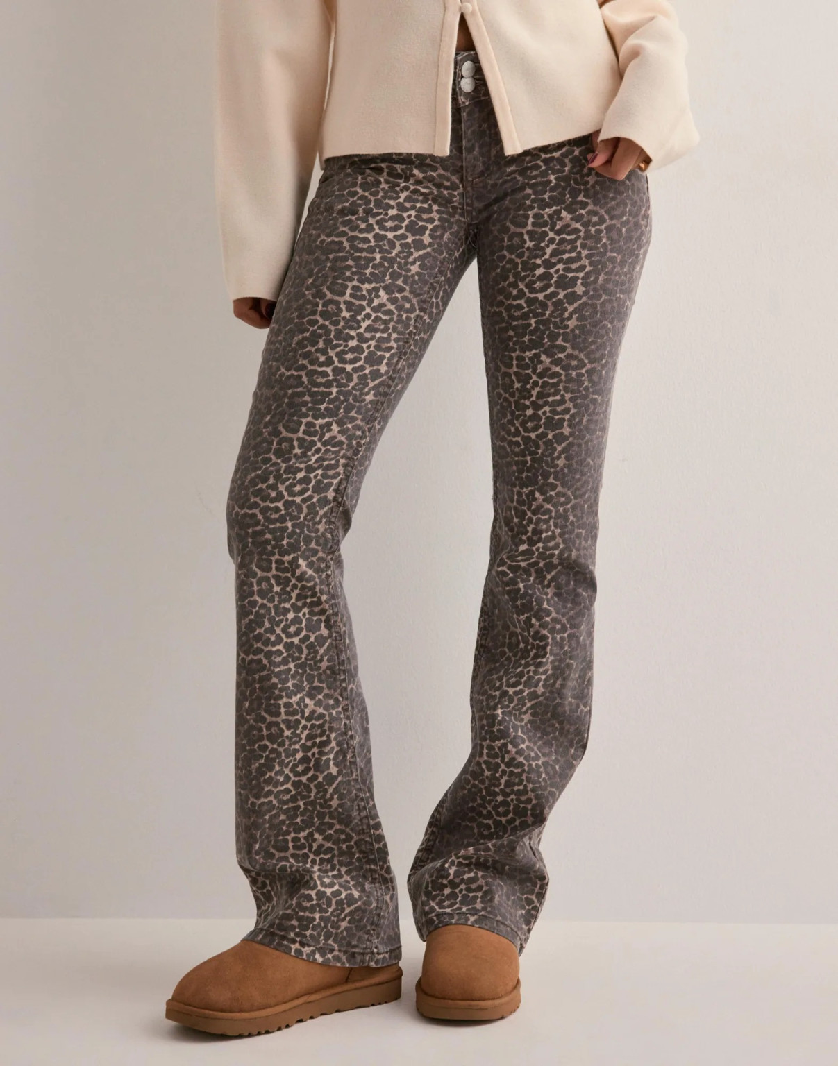 SPODNIE JEANS ANIMAL PRINT