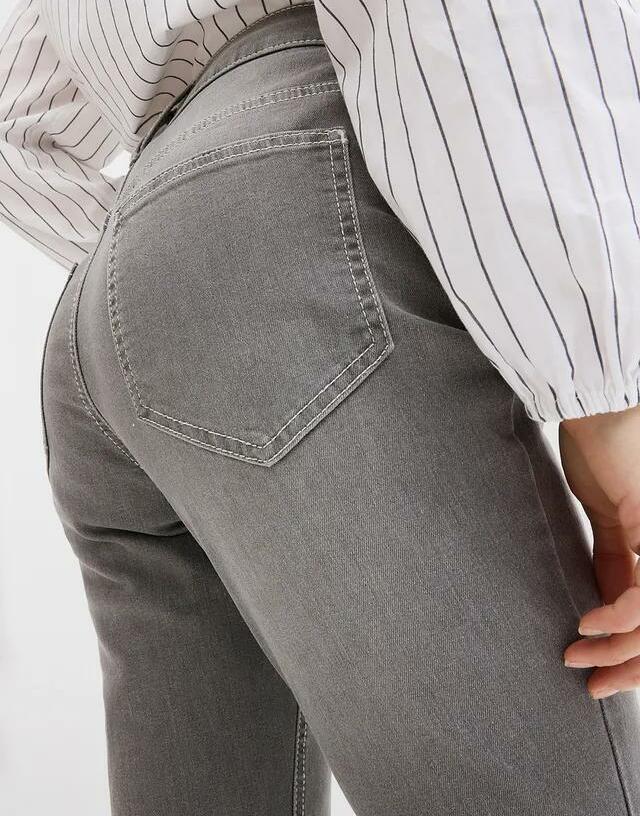 JEANSY DAMSKIE WYSOKI STAN 