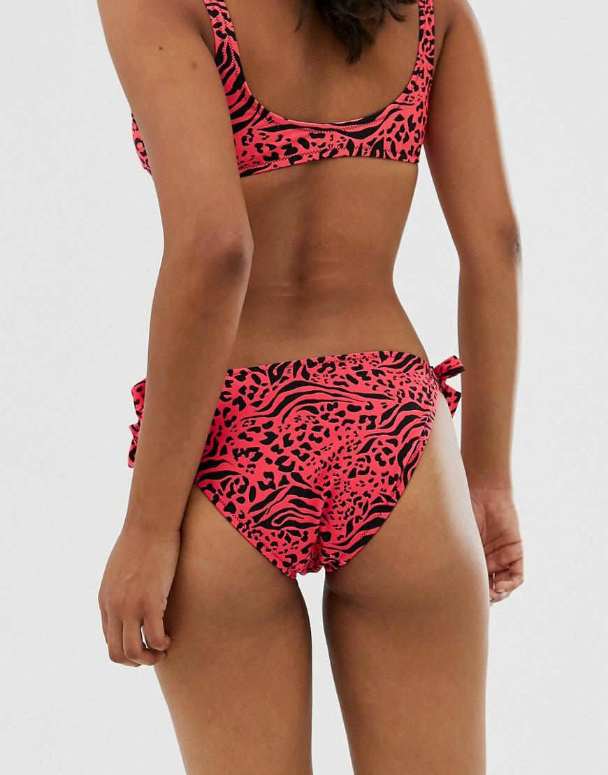 DÓŁ OD BIKINI 