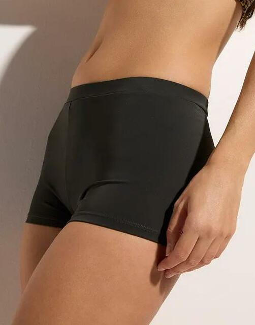 DÓŁ OD BIKINI