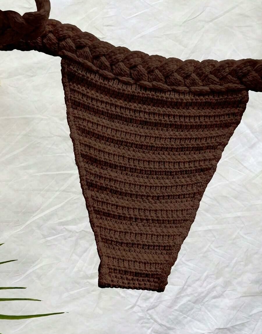 brązowy dół od bikini