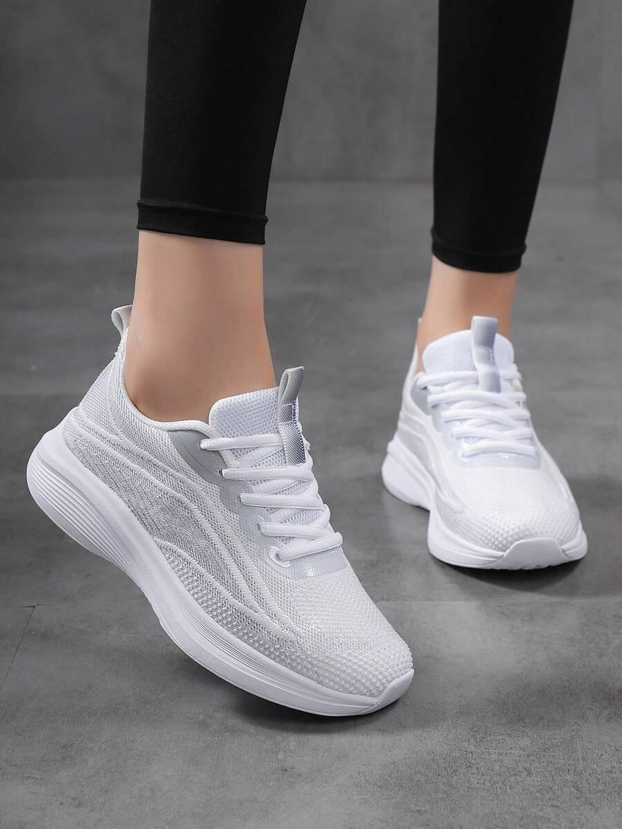 SZNUROWANE BUTY SPORTOWE