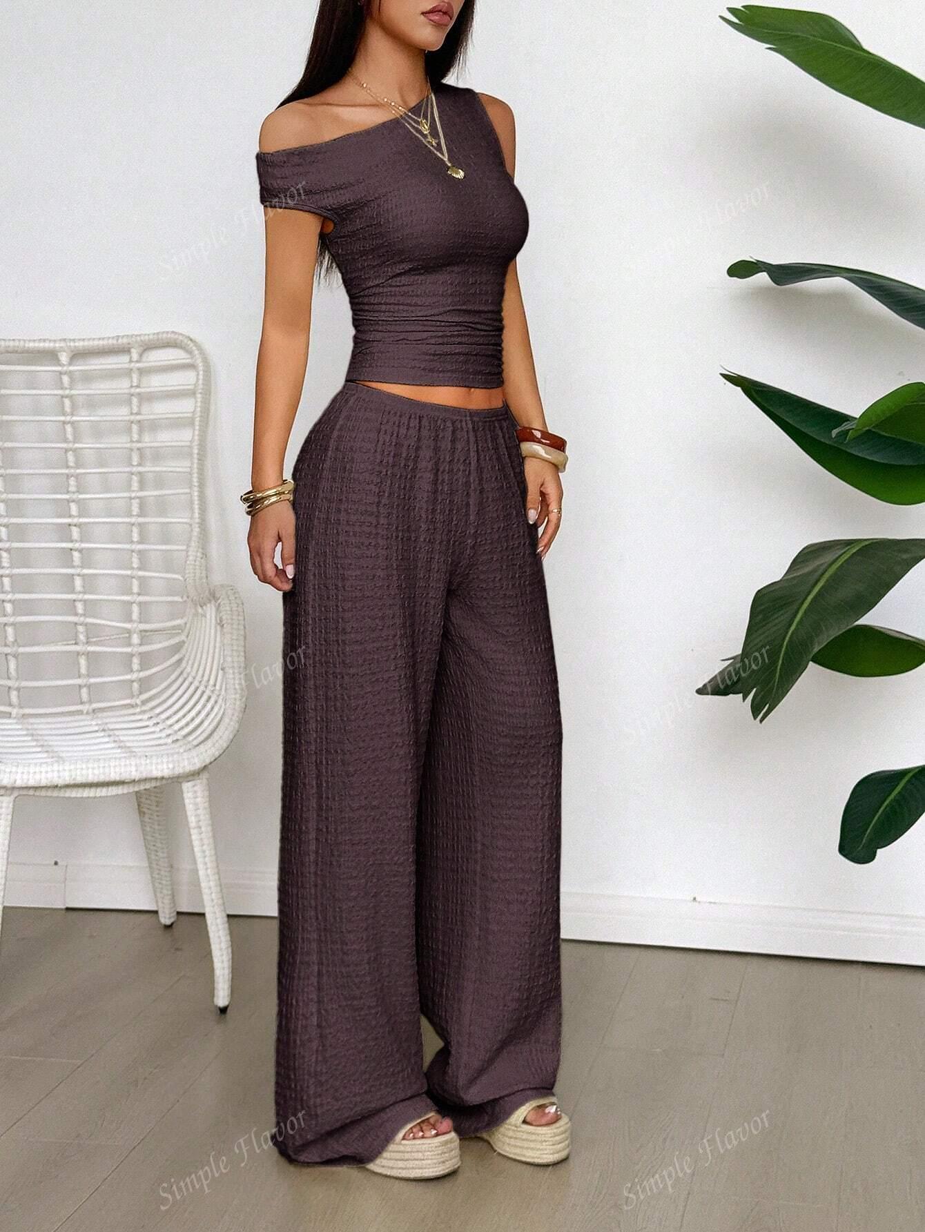 BRĄZOWY KOMPLET BLUZKA SPODNIE