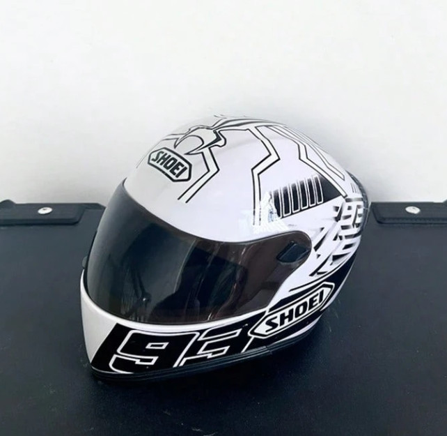 MINI KASKI MOTOCYKLOWE DLA KOTA