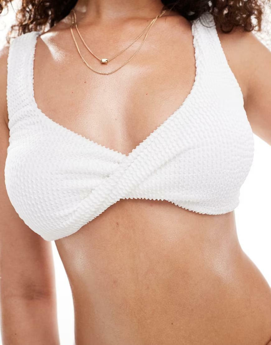 biała góra od bikini tekstura