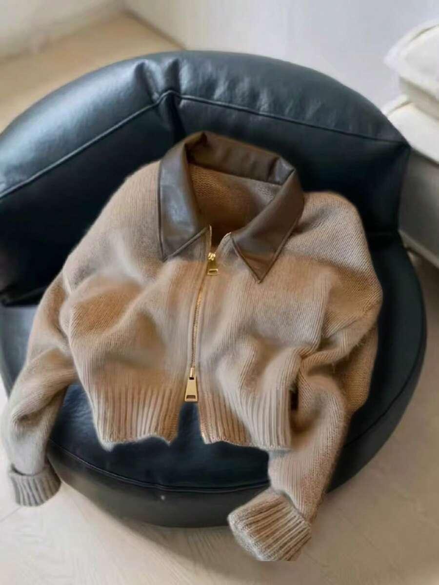 SWETER KOŁNIERZYK ZAMEK