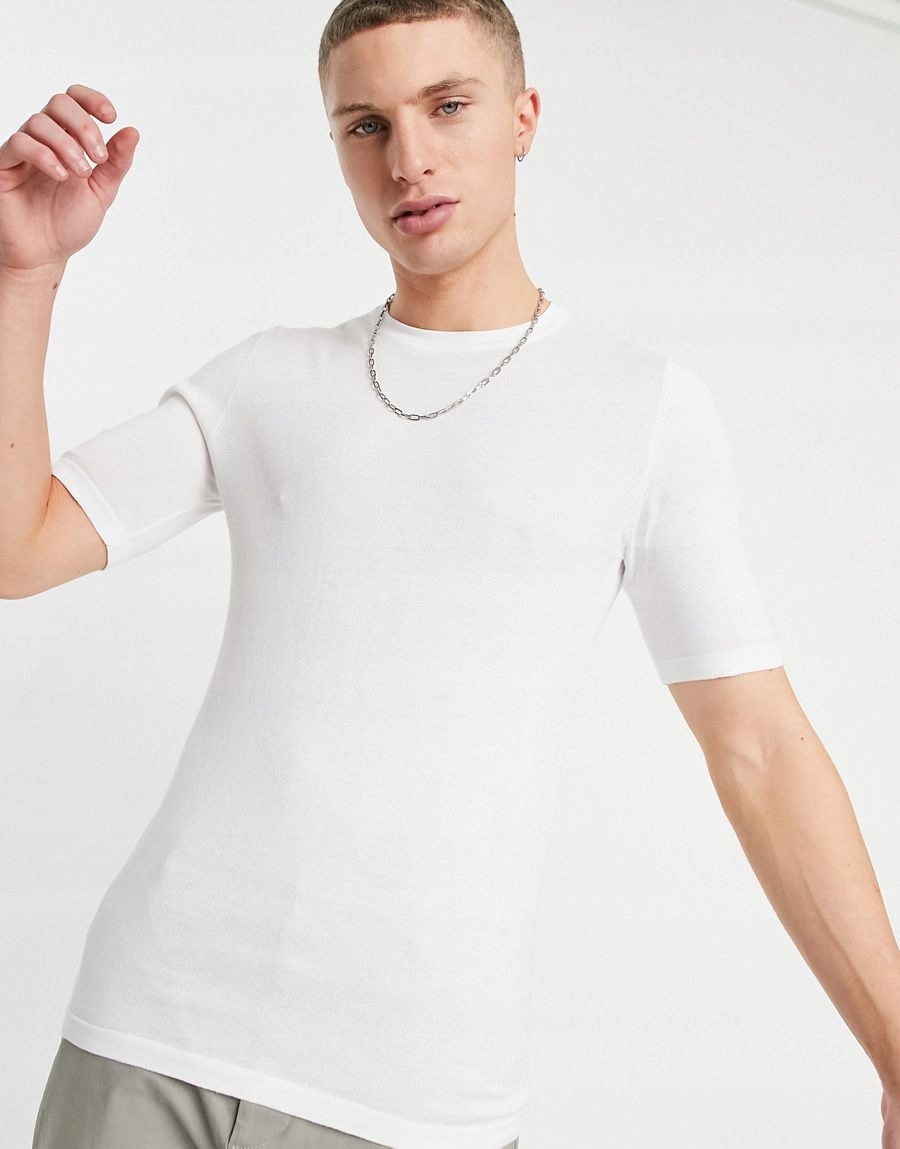 BIAŁY T-SHIRT OKRĄGŁY DEKOLT 