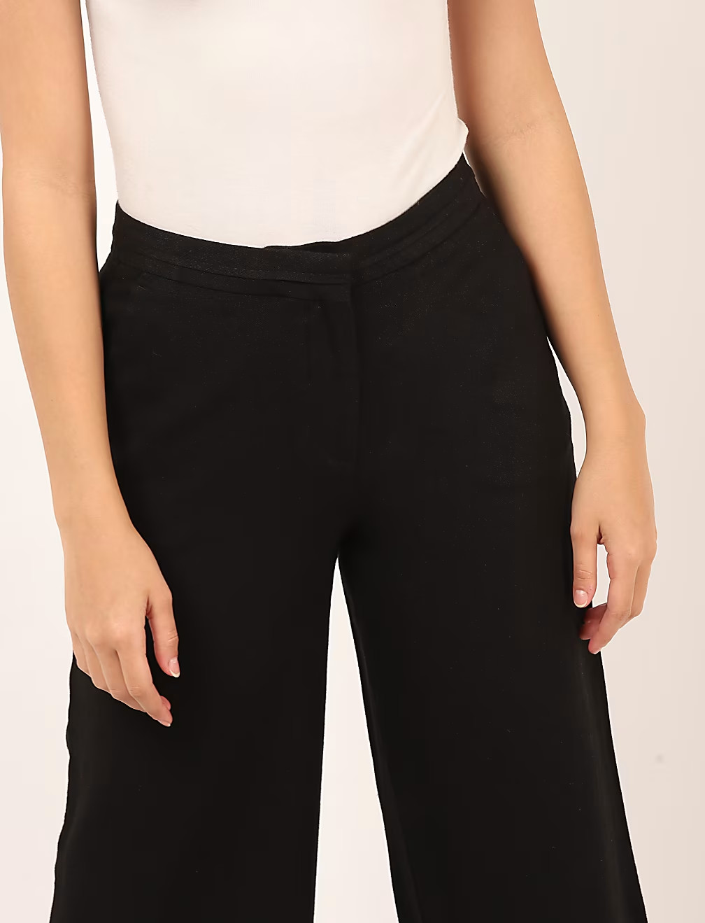 CZARNE SPODNIE KULOTY T59-4167K-Y0