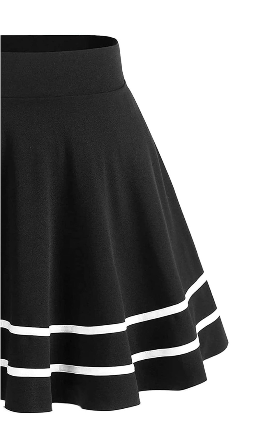 ROZKLOSZOWANA MINI SPÓDNICA
