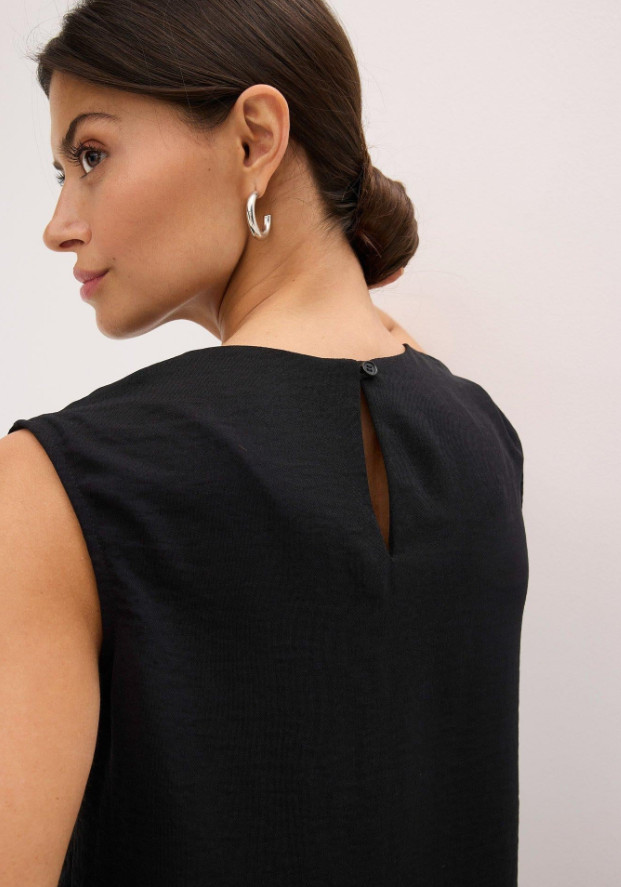 CZARNA BLUZKA CASUAL