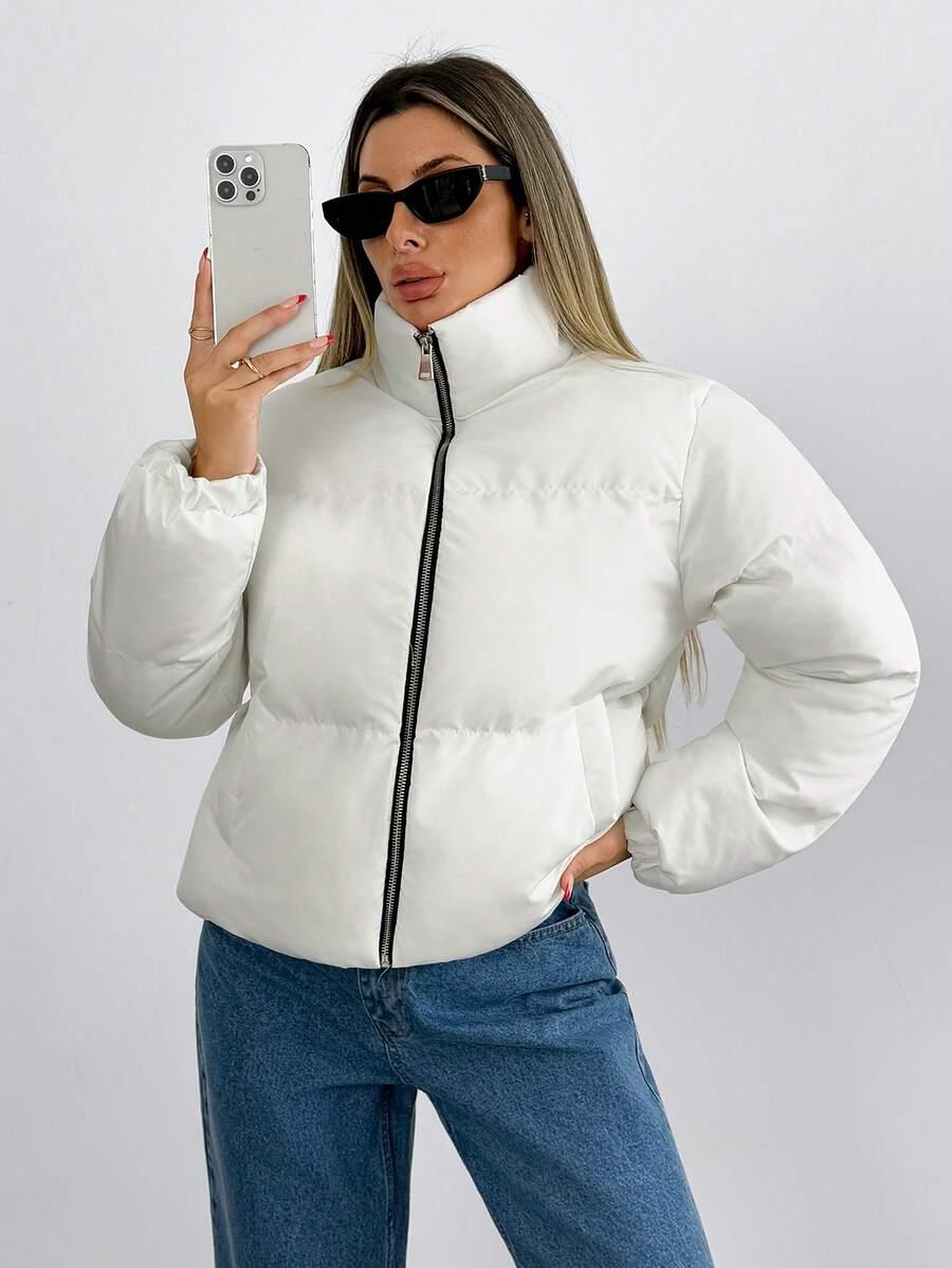 biała pikowana kurtka zip