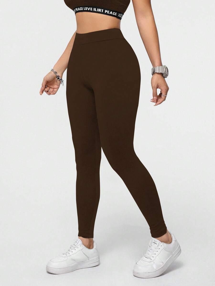 brązowe klasyczne legginsy