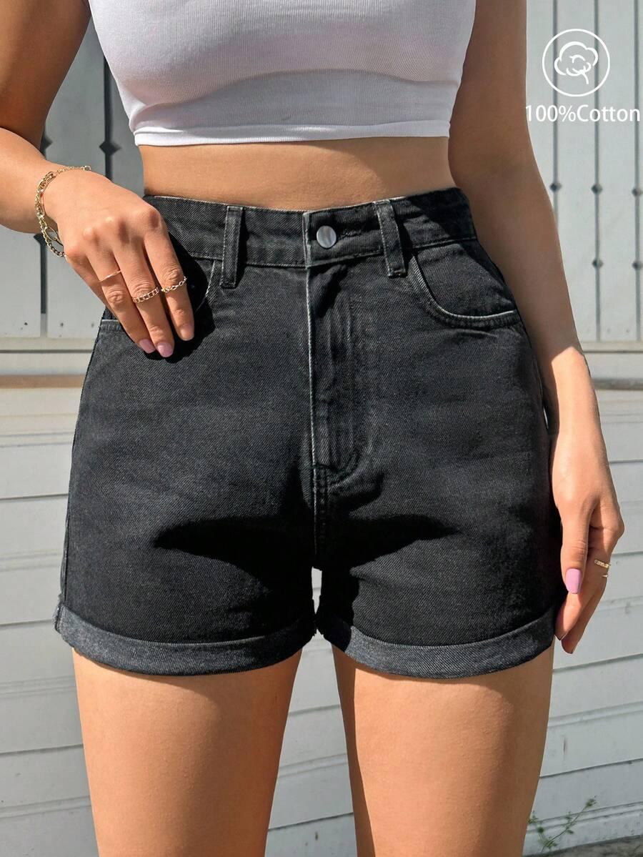 czarne spodenki jeans