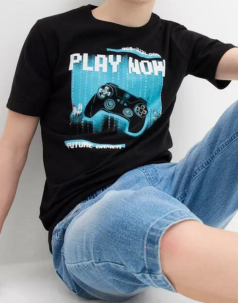 T-SHIRT Z NADRUKIEM