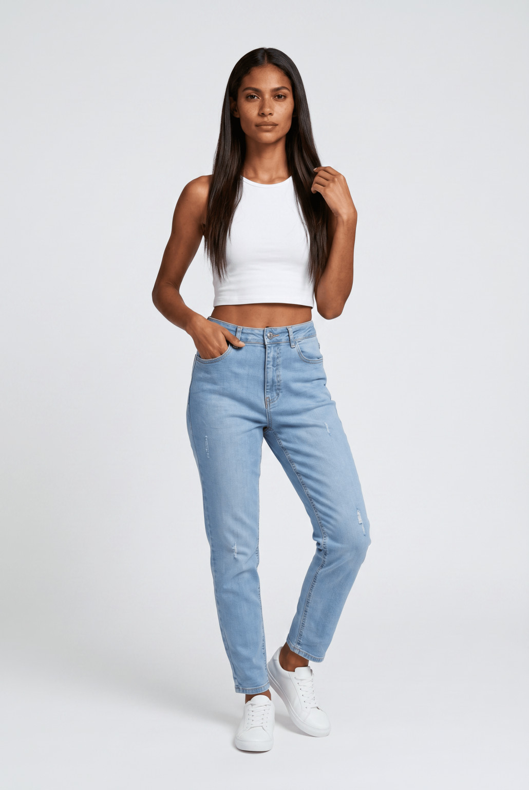 niebieskie spodnie jeans ripped