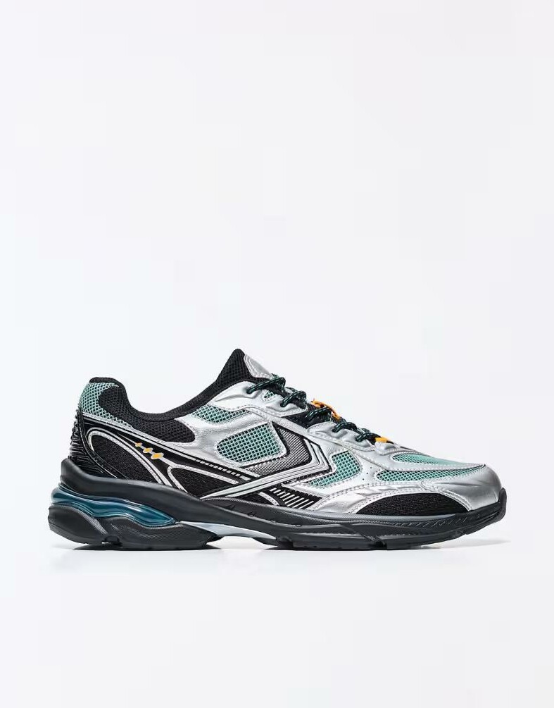 SZNUROWANE BUTY SPORTOWE