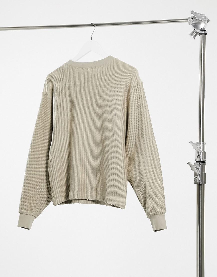sweter okrągły dekolt 