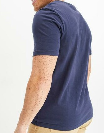 T-SHIRT Z NADRUKIEM