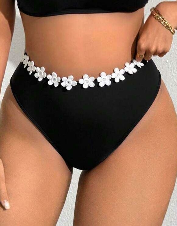 CZARNY DÓŁ OD BIKINI ZDOBIENIE