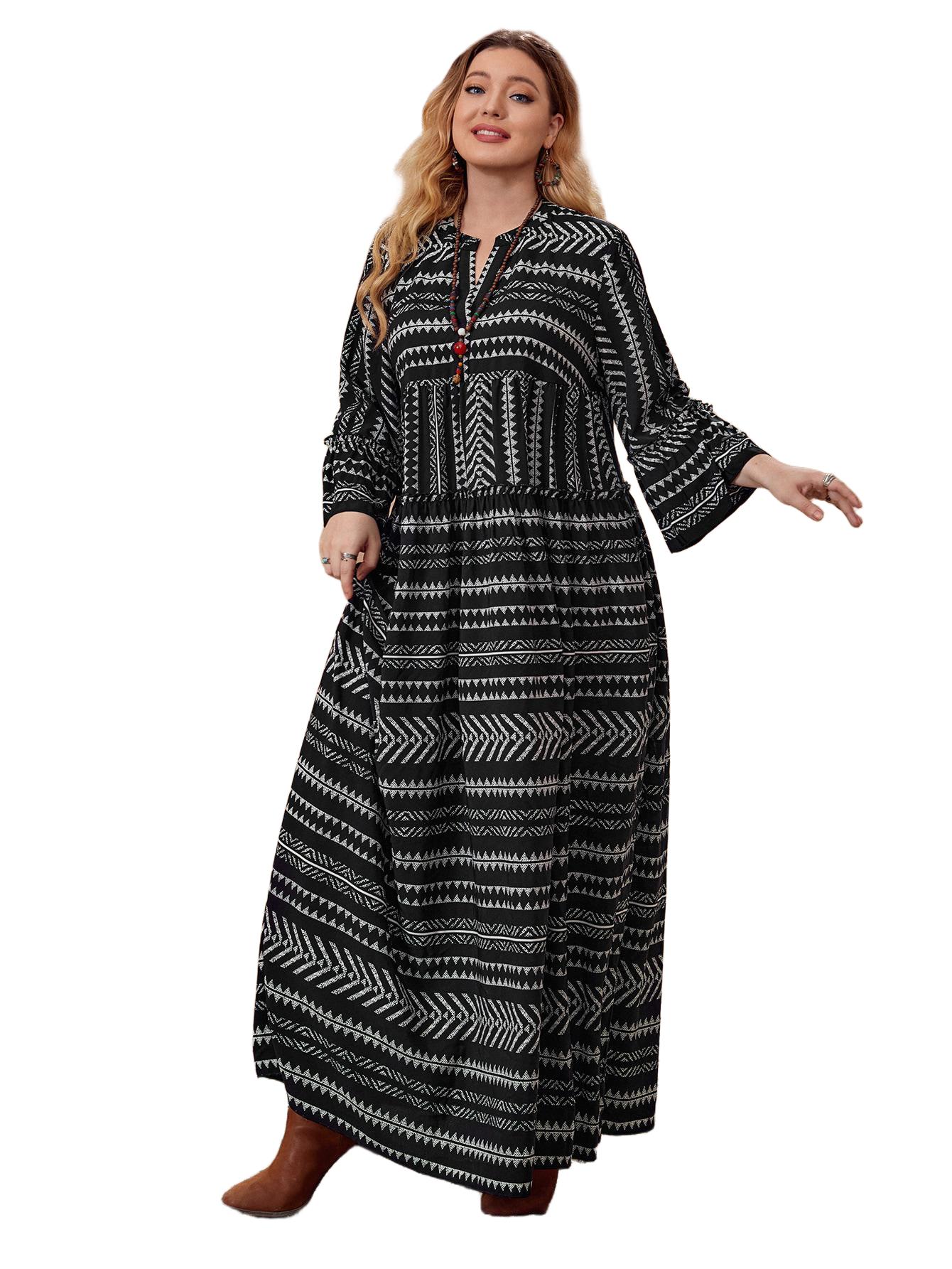 LUŹNA SUKIENKA MAXI W GEOMETRYCZNY WZÓR 