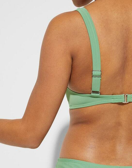 DÓŁ OD BIKINI