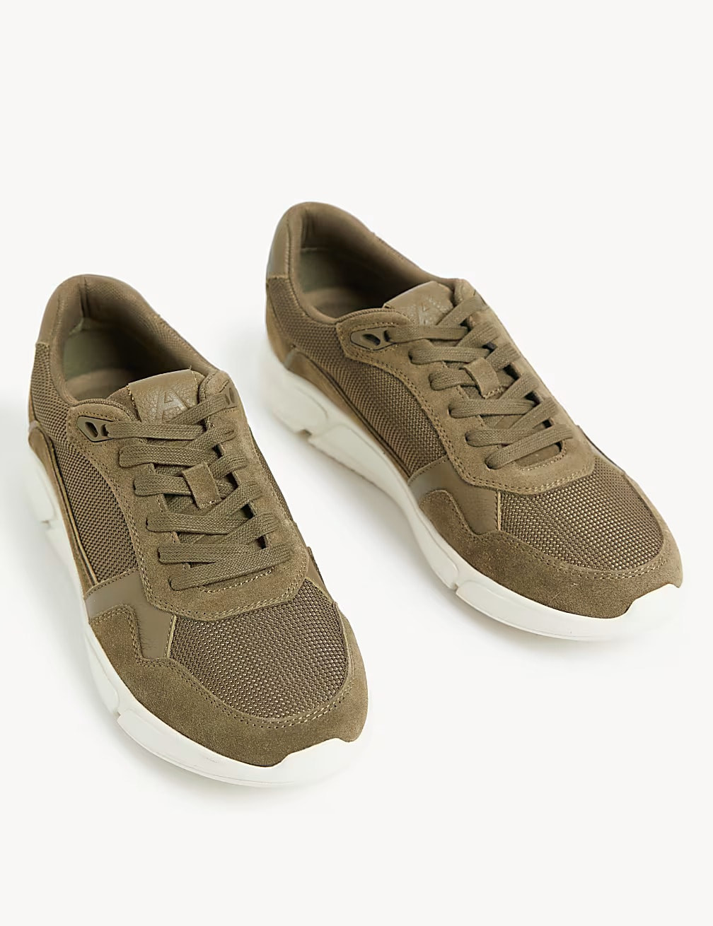 SZNUROWANE BUTY SPORTOWE