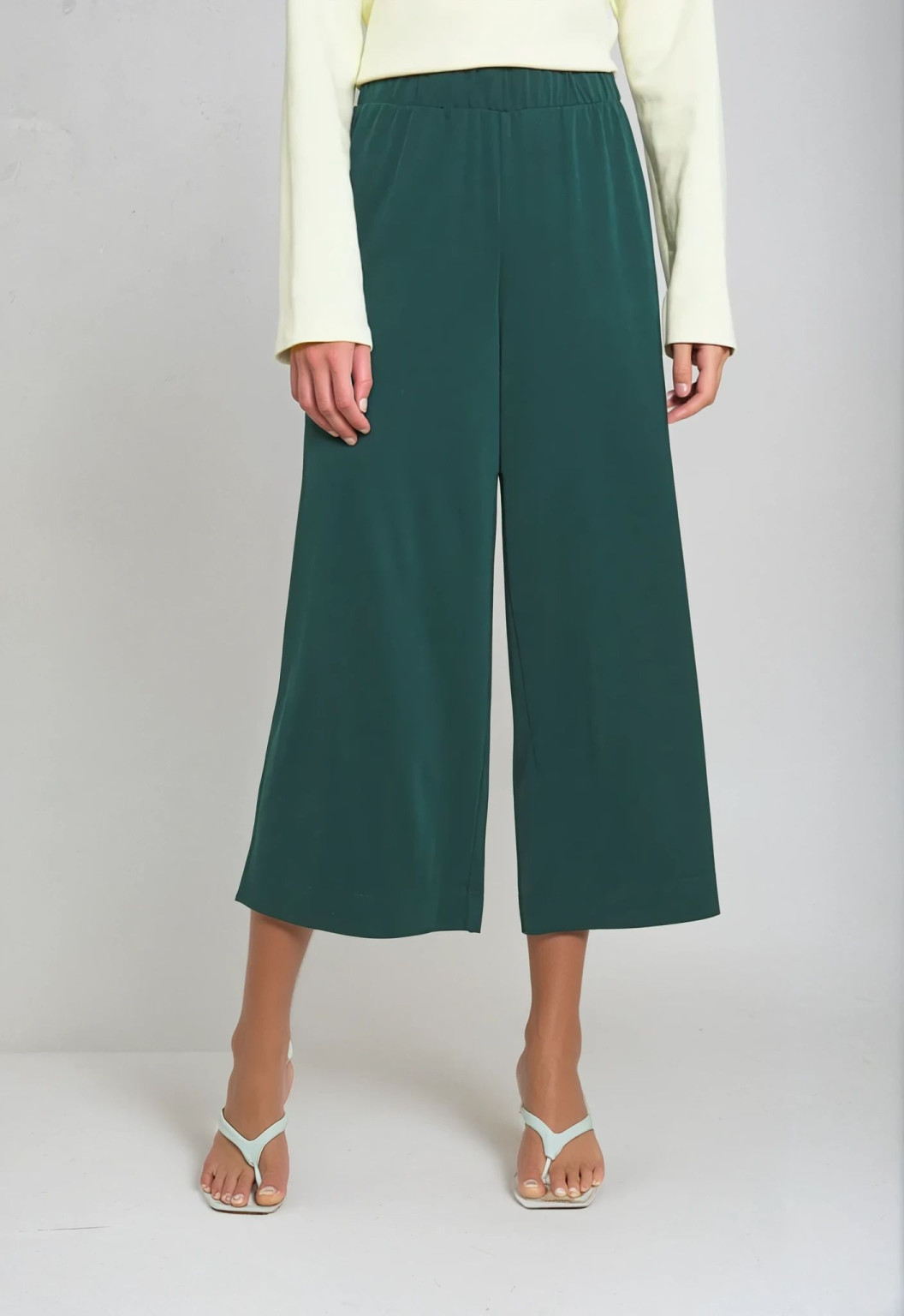 zielone spodnie casual